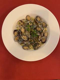 Linguine aux Palourdes Fraîches et Parfumées à Saint-Tropez